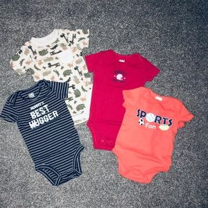 4 baby bodysuits